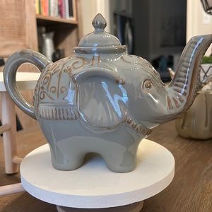 Pier One Imports Elephant teapot